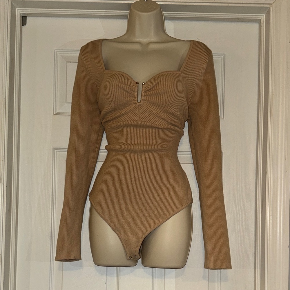 Abercrombie & Fitch Women's Tan Long Sleeve Bodysuit